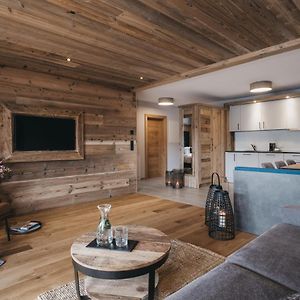 Suite met een Slaapkamer en een King Size Bed